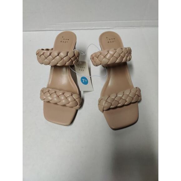 a new day Shoes - Braided Heels Sandals Women's brown A New Day Tiana Mule Color Beige - Size 7.5